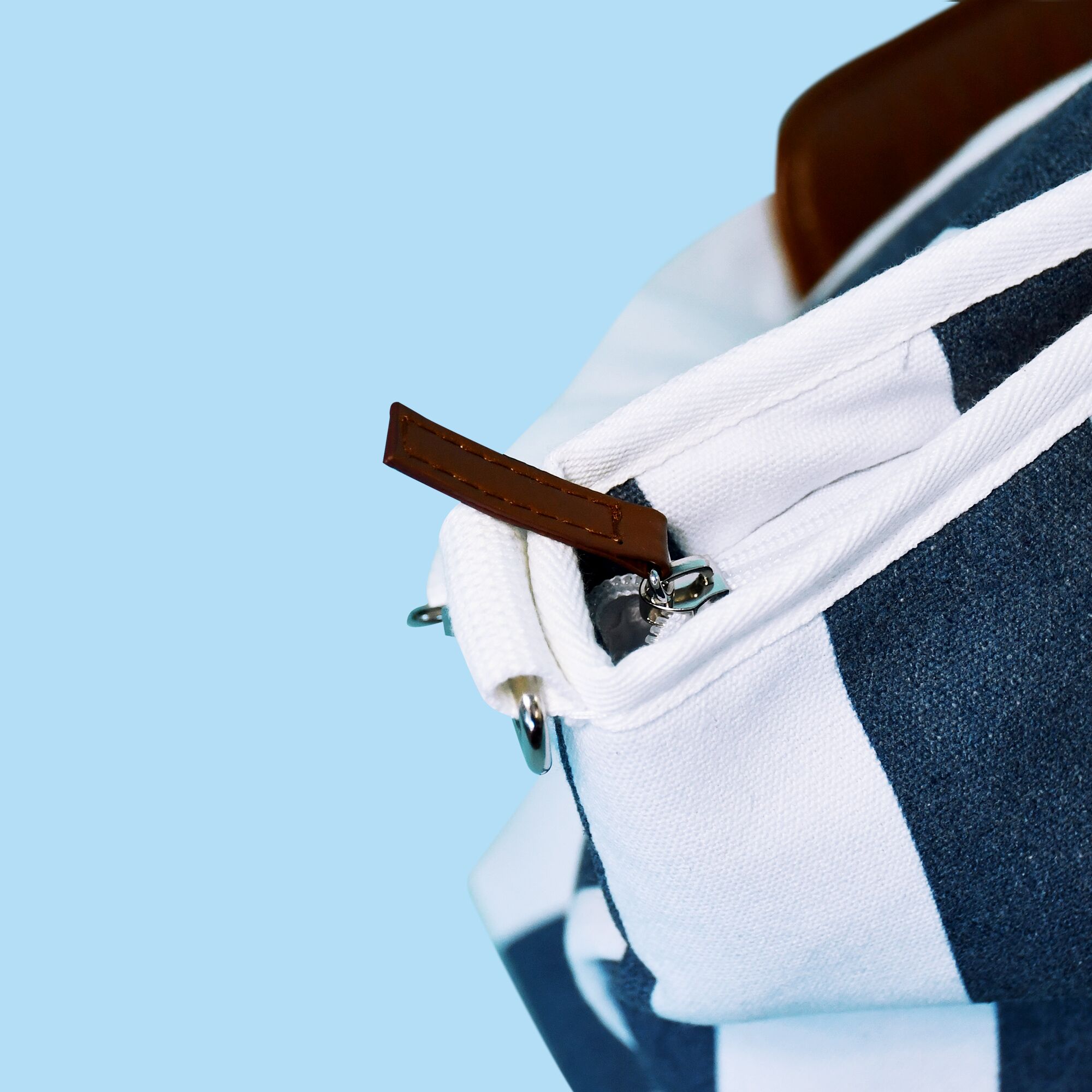 06_Navy_Beach Bag Canvas Beach Bag