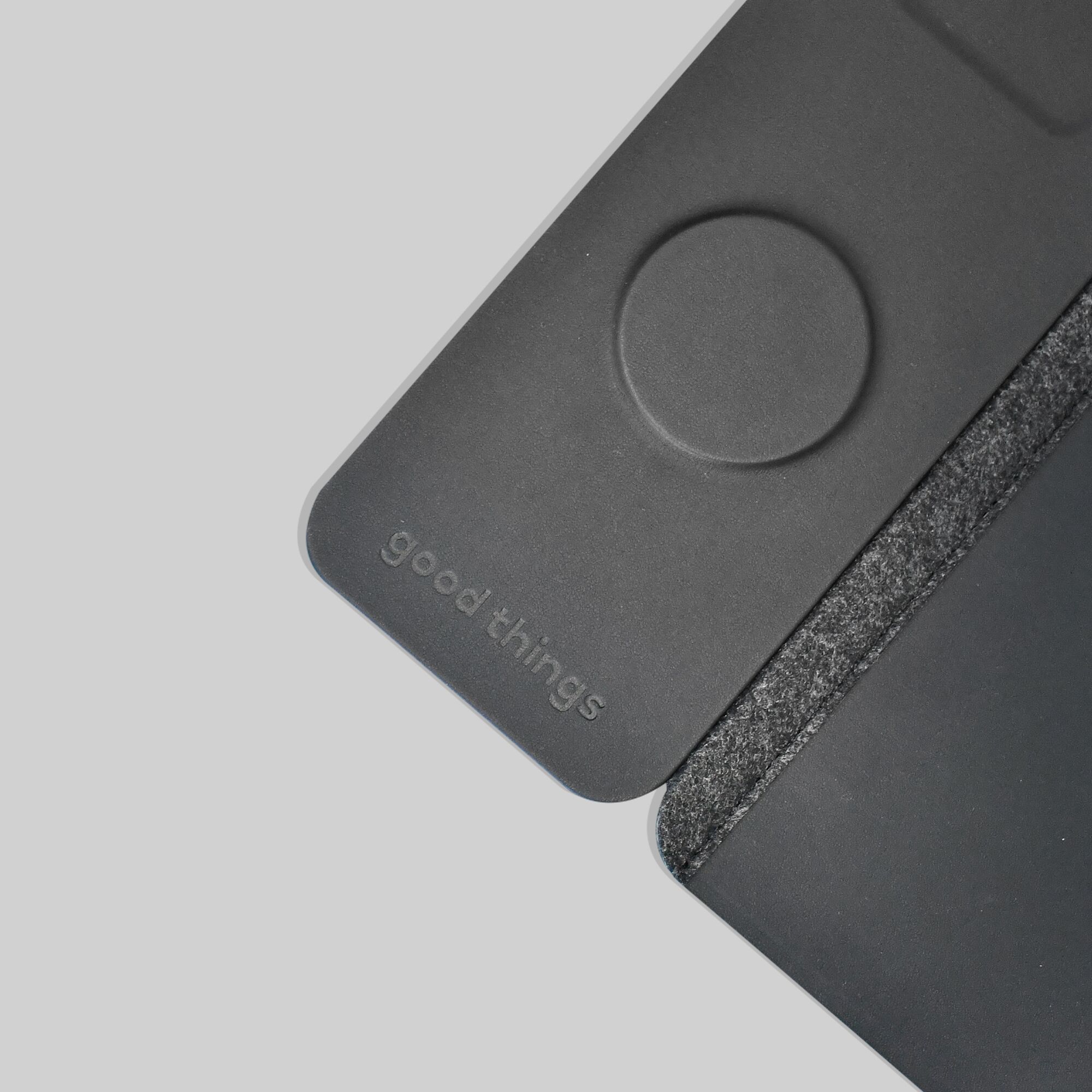 03_Charging_Desk-Mat.jpeg Double Sides Wireless Charging Desk Mat