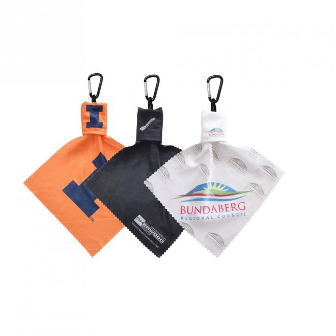 PCT003_group Microfibre Lens Cloth with Carabiner